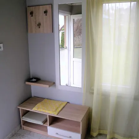 In 34590 Balatongyörök
